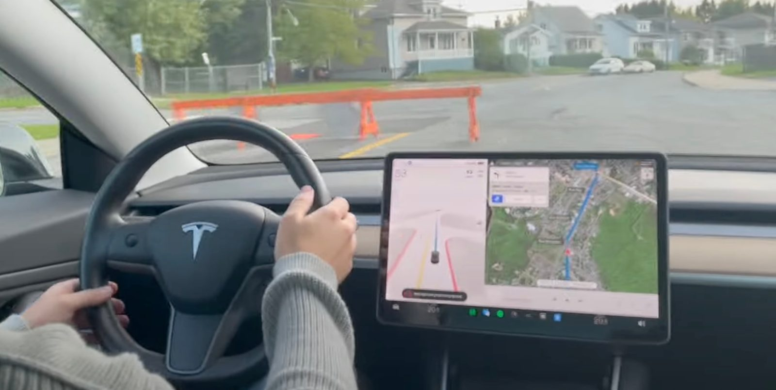 Comparison of Tesla FSD HW3 and AI4 hardware capabilities showing the gap in autonomous driving performance and consumer legal claims in Europe